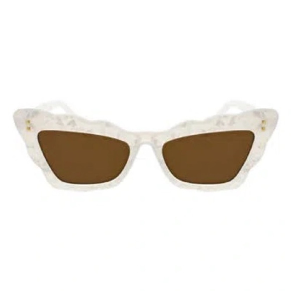 BCbg sunglassess worn once !